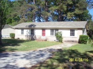 1136 Manning St, Dillon, SC 29536