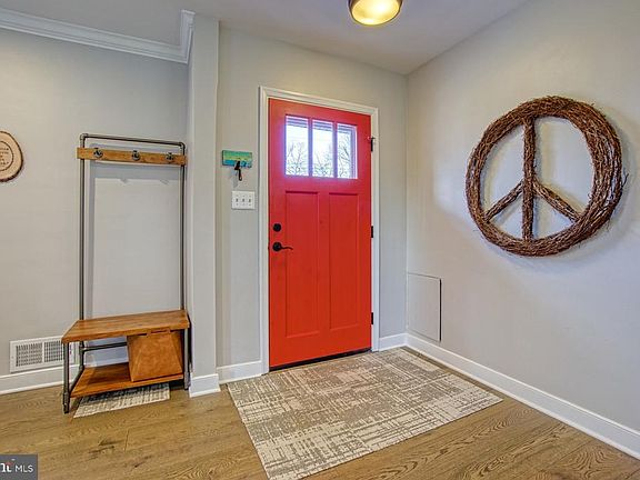 4th image of 3113 Shadeland Dr