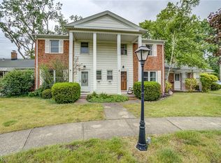 10292 Manorford Dr #18, Parma Heights, OH 44130
