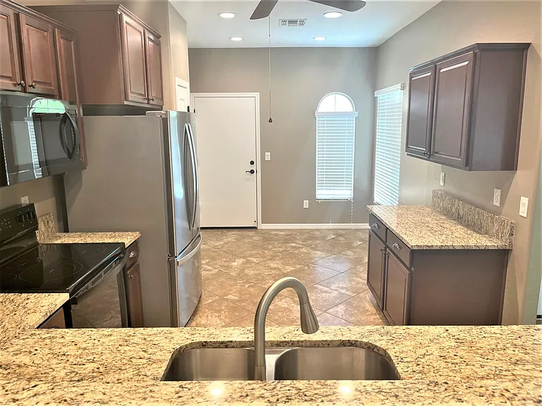 855 Deep Gorge Trl — Photo 4