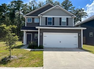 831 Fairview Cir, Hinesville, GA 31313