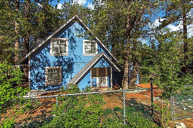 1st image of 32268 West Dr