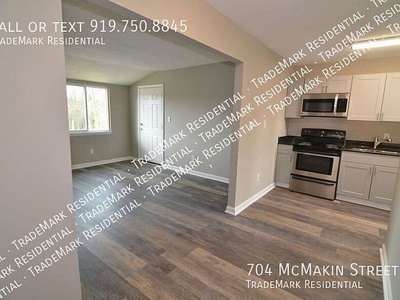 3rd image of 704 McMakin St APT D