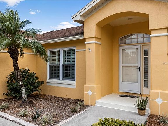 2nd image of 6578 Fox Crest Ln