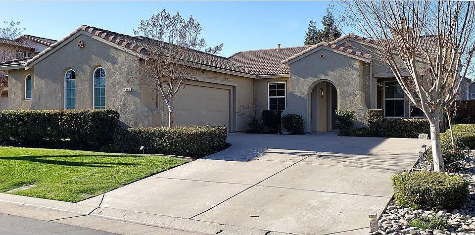 1st image of 5850 Riverbank Cir