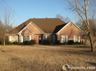 15 Castle Heights Dr, Cabot, AR 72023