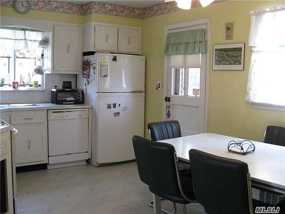5th image of 47 Croyden Dr