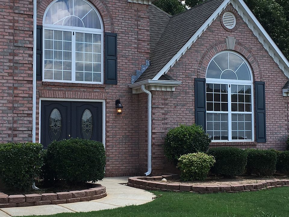 1st image of 404 Cherington Ln