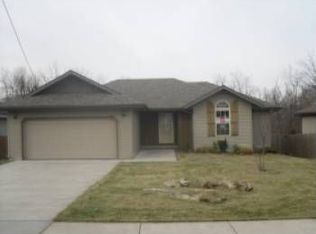 3617 S Linden Ave, Springfield, MO 65804