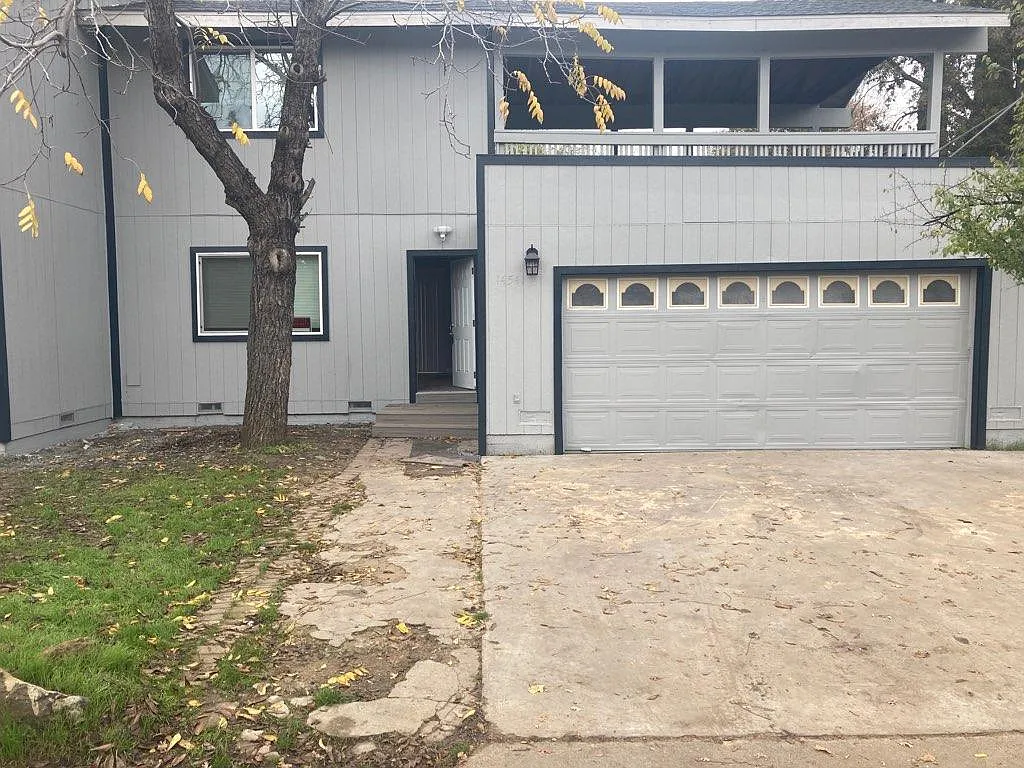 14541 Austin Ave — Photo 3