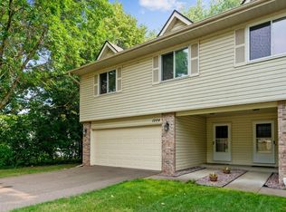 1284 Edgehill Ct, Saint Paul, MN 55109