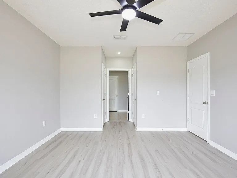 2694 Sunkissed Dr — Photo 11