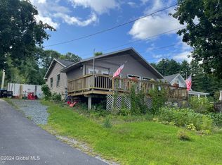 514 Nys Rte #9P, Saratoga Springs, NY 12866