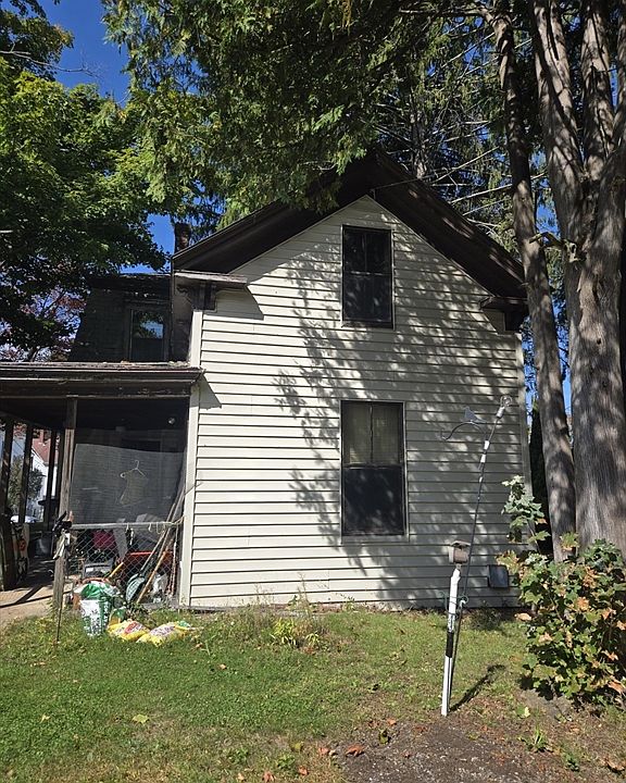2nd image of 101 Vernon St