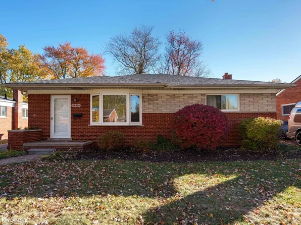 24410 Loretta Ave, Warren, MI 48091