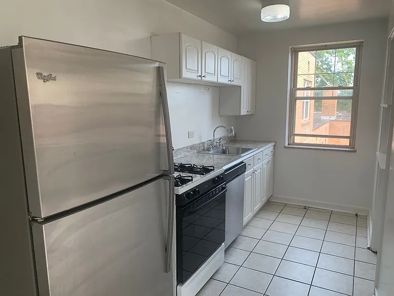 5506 Fifth Avenue — Photo 167