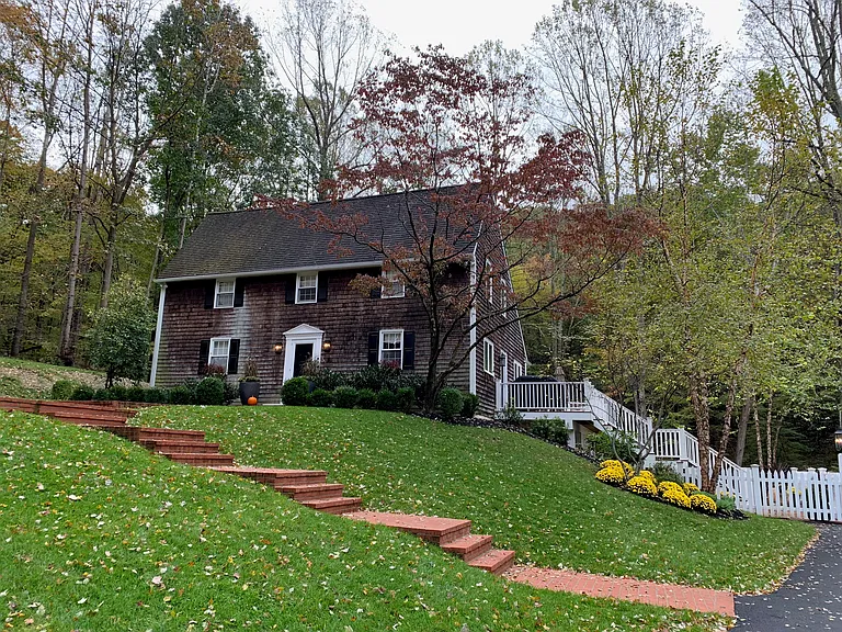 1470 Smithbridge Rd — Photo 1