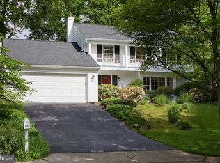 8311 Fox Run, Potomac, MD 20854