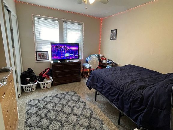 4th image of 2634 N Maryland Ave