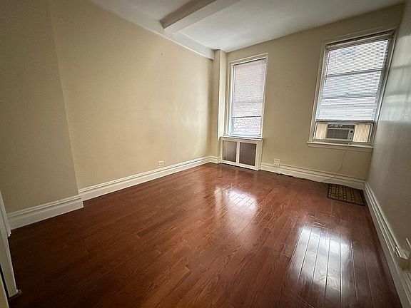 4th image of 71 Park Ave #2D