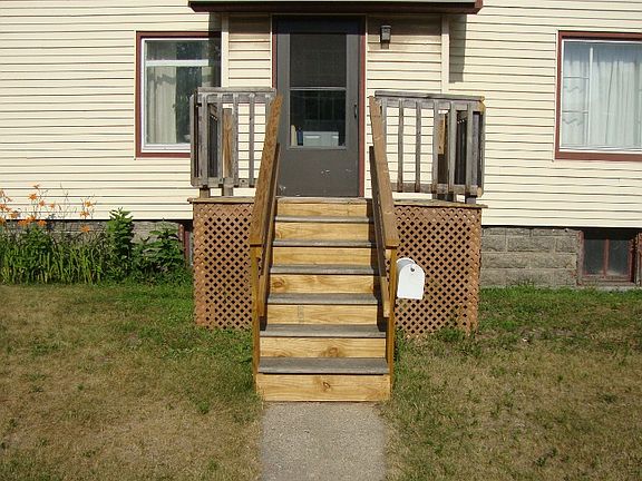 4th image of 1901 Woodside Ave