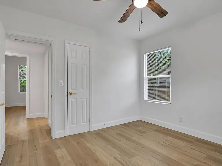4058 Gilmore St — Photo 16