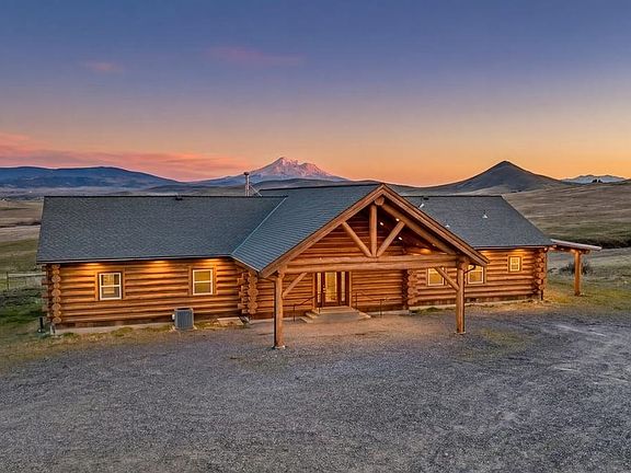 2nd image of 10405 Ager Rd