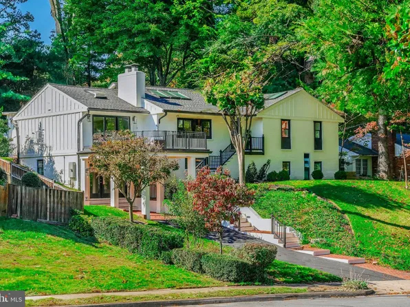 4004 N Tazewell St, Arlington, VA 22207