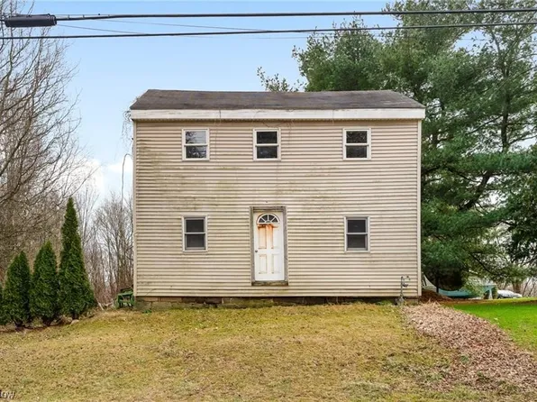 2417 W South Range Rd, North Lima, OH 44452
