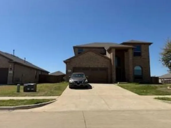 2605 Sunburst Dr, Red Oak, TX 75154