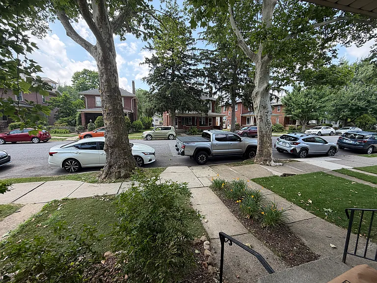 1210 Lorain Ave — Photo 22