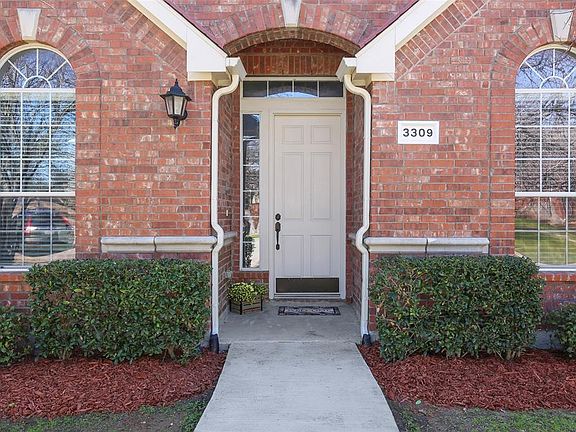 2nd image of 3309 Pilgrim Dr