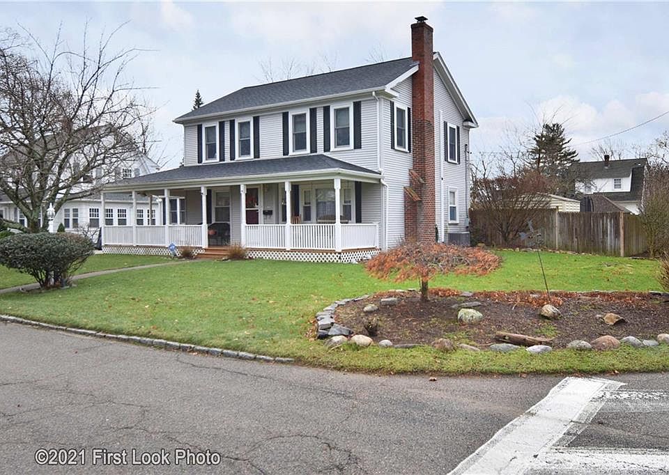 98 Greenwood Ave, Warwick, RI 02886 Zillow