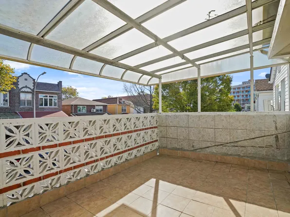 1728 West 2nd Street image 5 of 18