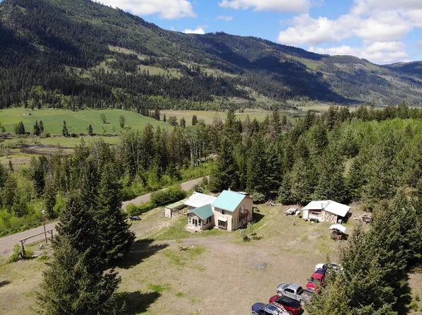 5420 Heffley Louis Creek Rd, Thompson Nicola, BC V0E 1Z0