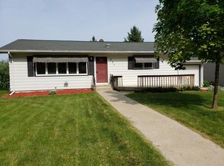 441 Larch Ave, La Crescent, MN 55947