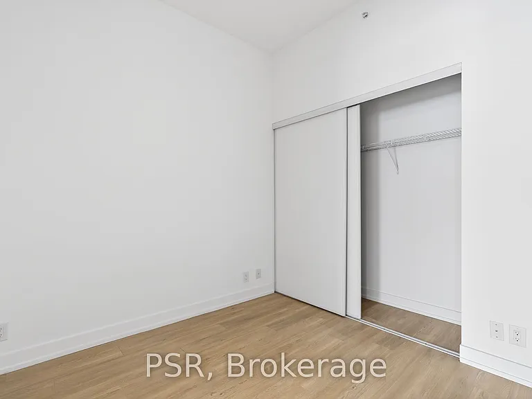 6 Parkwood Ave #509 — Photo 19