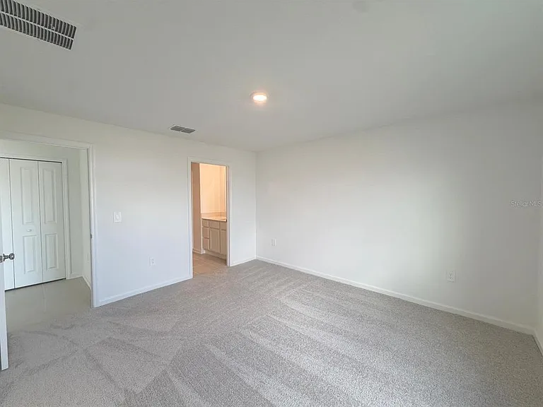 4746 Katrina Dr — Photo 10