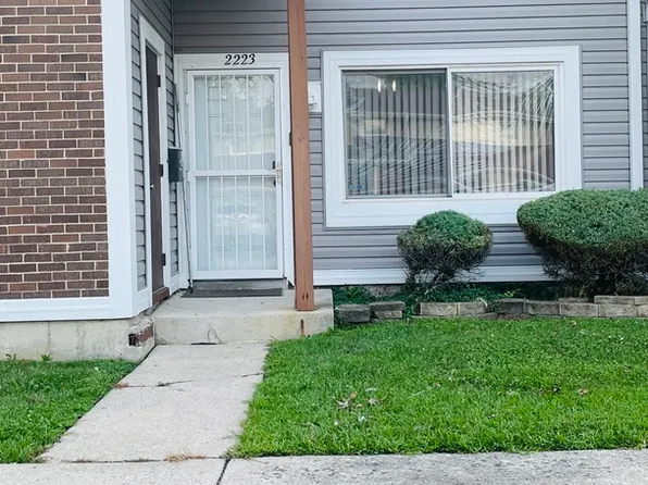 2223 Windsor Ln, Country Club Hills, IL 60478
