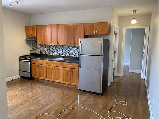 Rented by Carnegie Management Inc | media 35