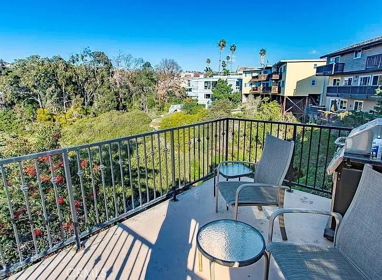 238 Avenida Montalvo #A — Photo 25