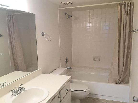 5th image of 8323 Lake Dr APT 502