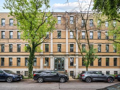 2035 W Charleston St APT 205, Chicago, IL, 60647