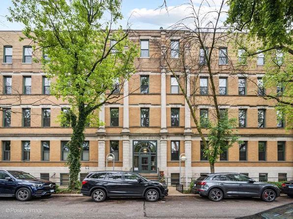 2035 W Charleston St APT 205, Chicago, IL 60647