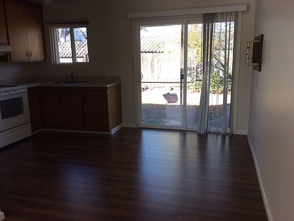 4th image of 29 Siesta Way