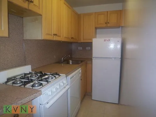 Rented by KVNY Soho | media 37