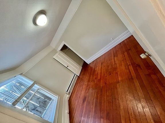 4th image of 1449 Washington St APT 4