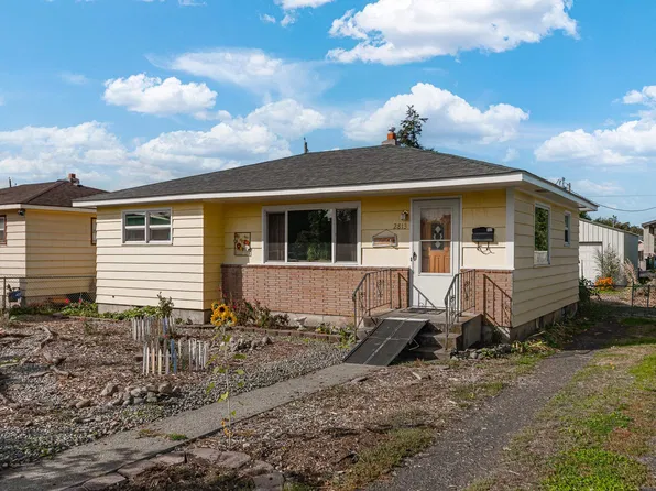 2813 N Stone St, Spokane, WA 99207