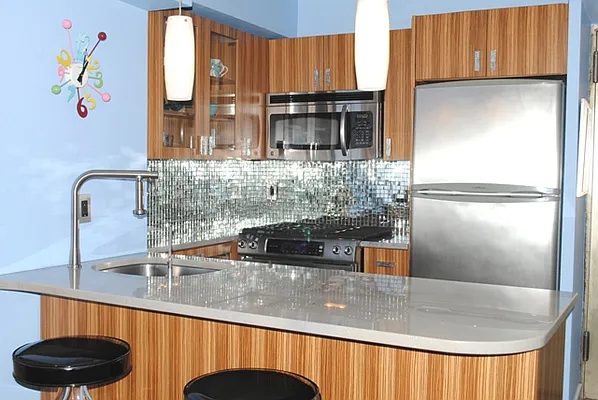 Sold by Barshay Brokerage | media 7