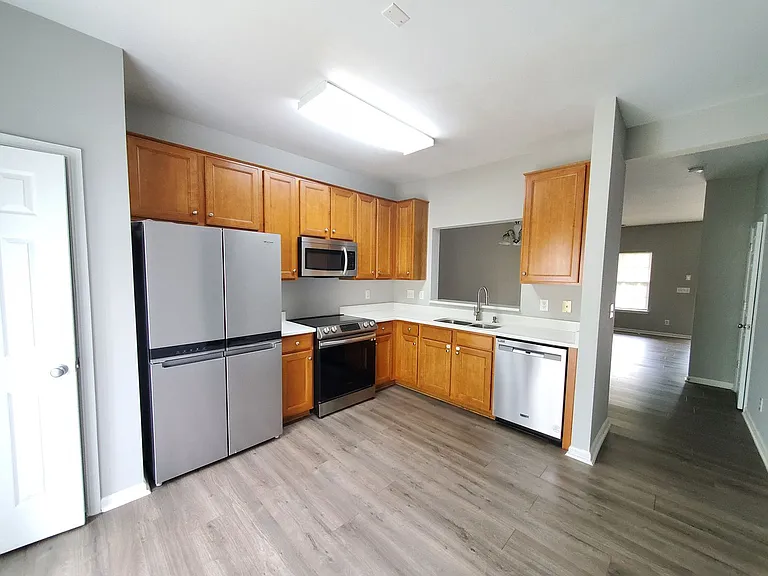 3031 Summerfield Ridge Ln — Photo 4
